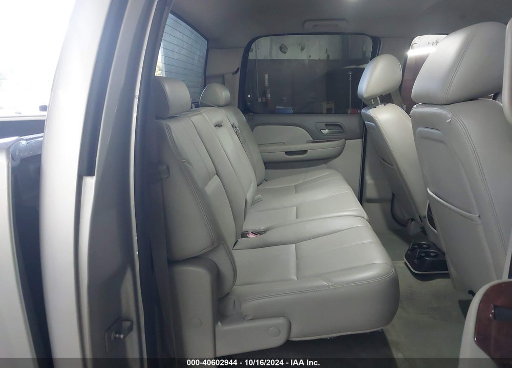 2010 CHEVROLET SILVERADO 1500 LTZ VIN: 3GCRCTE08AG122367