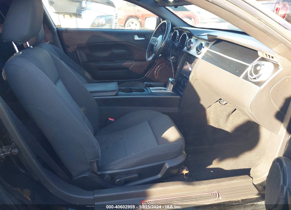 2006 FORD MUSTANG V6 VIN: 1ZVFT80N065239729