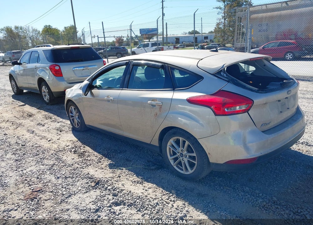 2017 FORD FOCUS SE VIN: 1FADP3K28HL208284