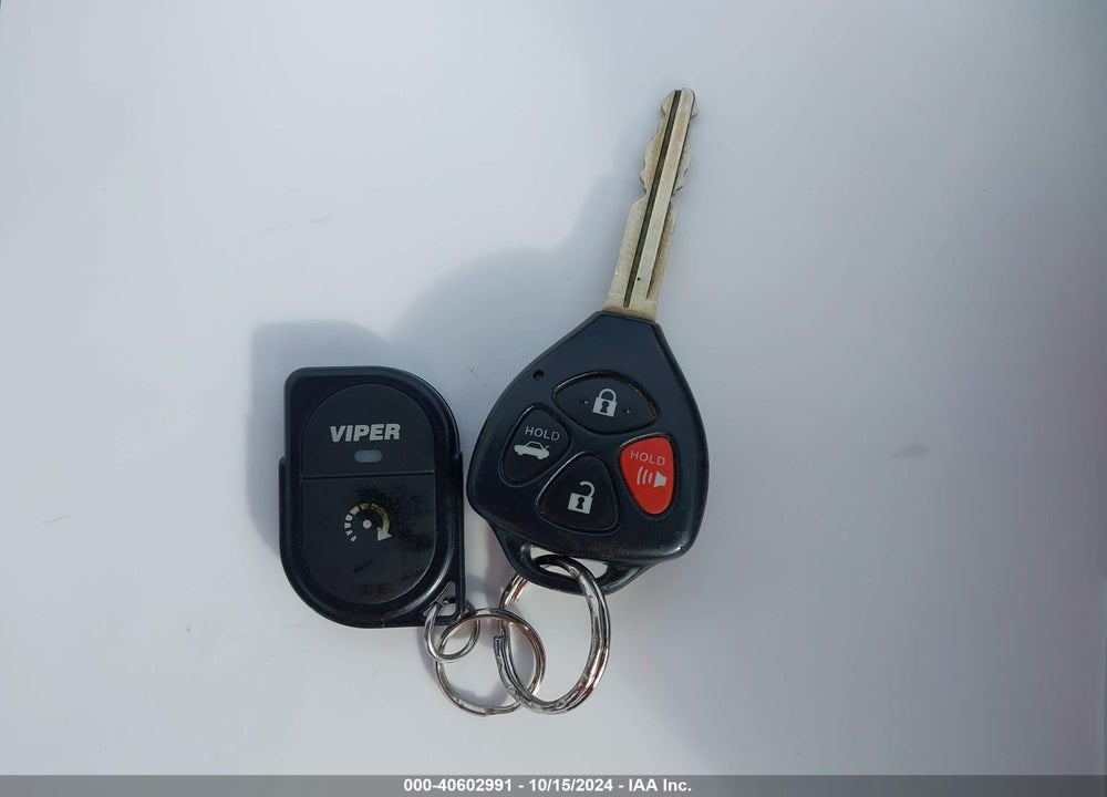 2013 TOYOTA COROLLA LE VIN: 2T1BU4EE0DC011228