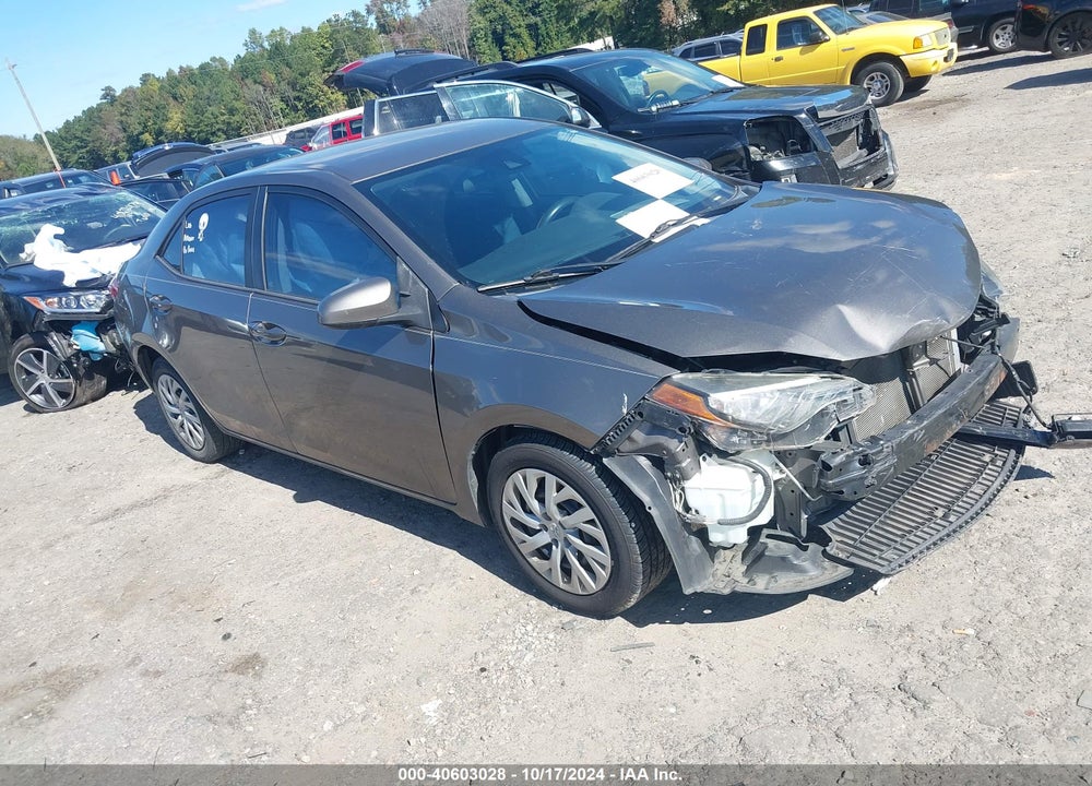 2018 TOYOTA COROLLA LE VIN: 2T1BURHE8JC035622