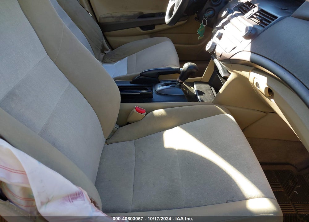 2009 HONDA ACCORD 2.4 LX-P VIN: 1HGCP26449A199206