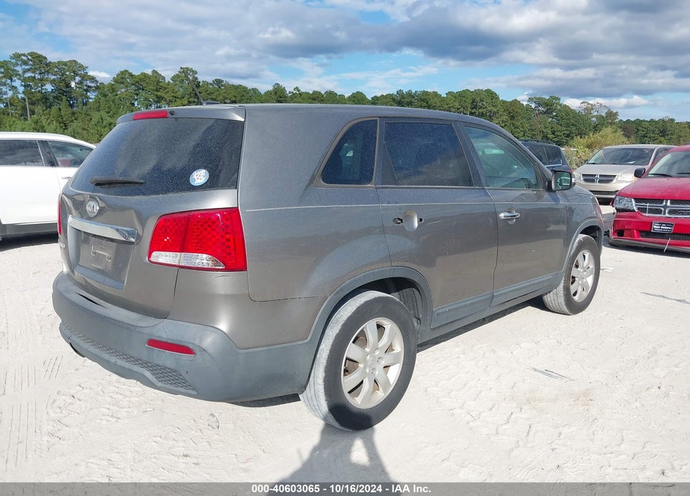 2011 KIA SORENTO LX VIN: 5XYKT3A13BG053264