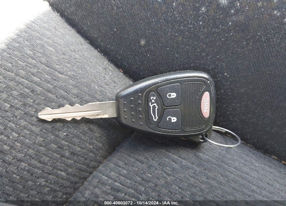 2011 CHRYSLER 200 TOURING VIN: 1C3BC1FB6BN584283