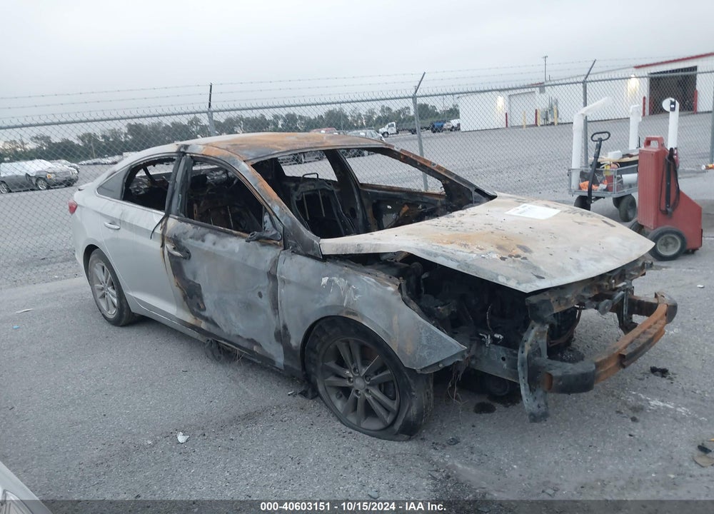 2016 HYUNDAI SONATA SE VIN: 5NPE24AF8GH336292