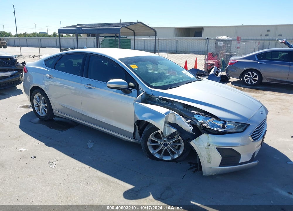 2019 FORD FUSION SE VIN: 3FA6P0HD0KR255429