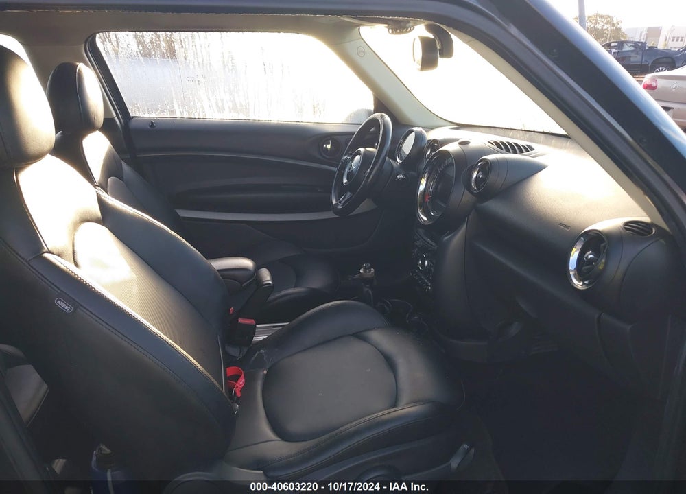2015 MINI PACEMAN COOPER S VIN: WMWSS5C58FWN49813
