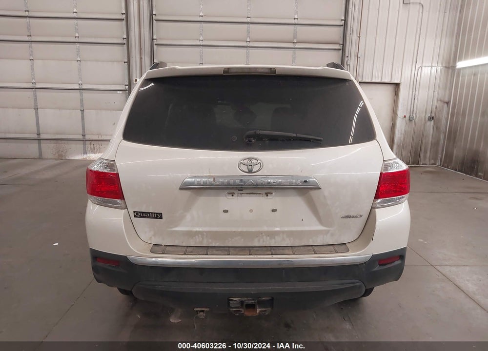 2013 TOYOTA HIGHLANDER LIMITED V6 VIN: 5TDDK3EHXDS186113
