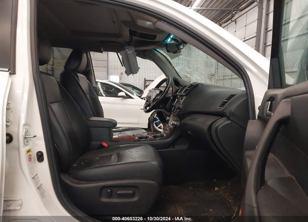 2013 TOYOTA HIGHLANDER LIMITED V6 VIN: 5TDDK3EHXDS186113