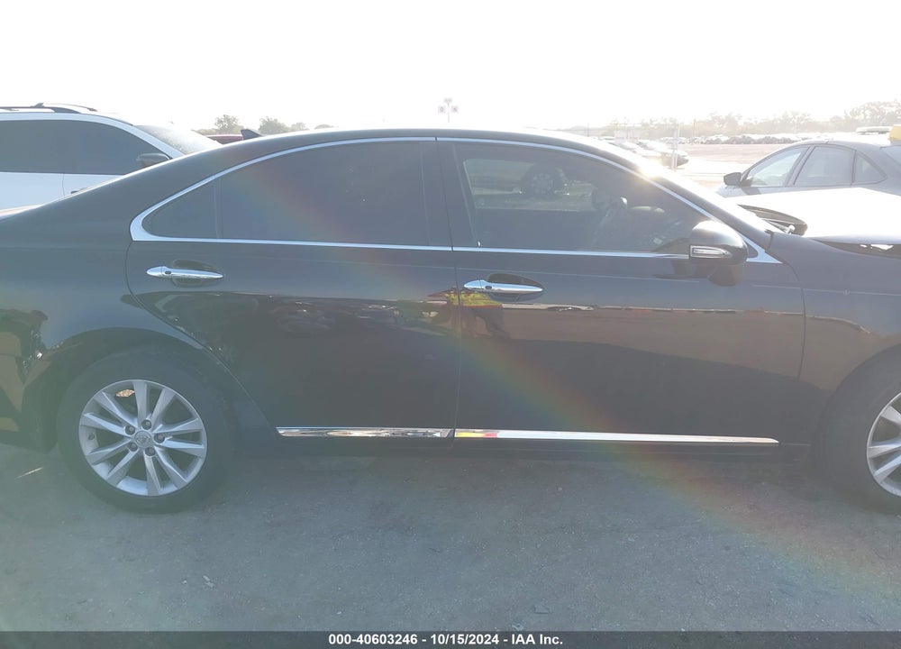 2011 LEXUS ES 350 VIN: JTHBK1EG8B2417788