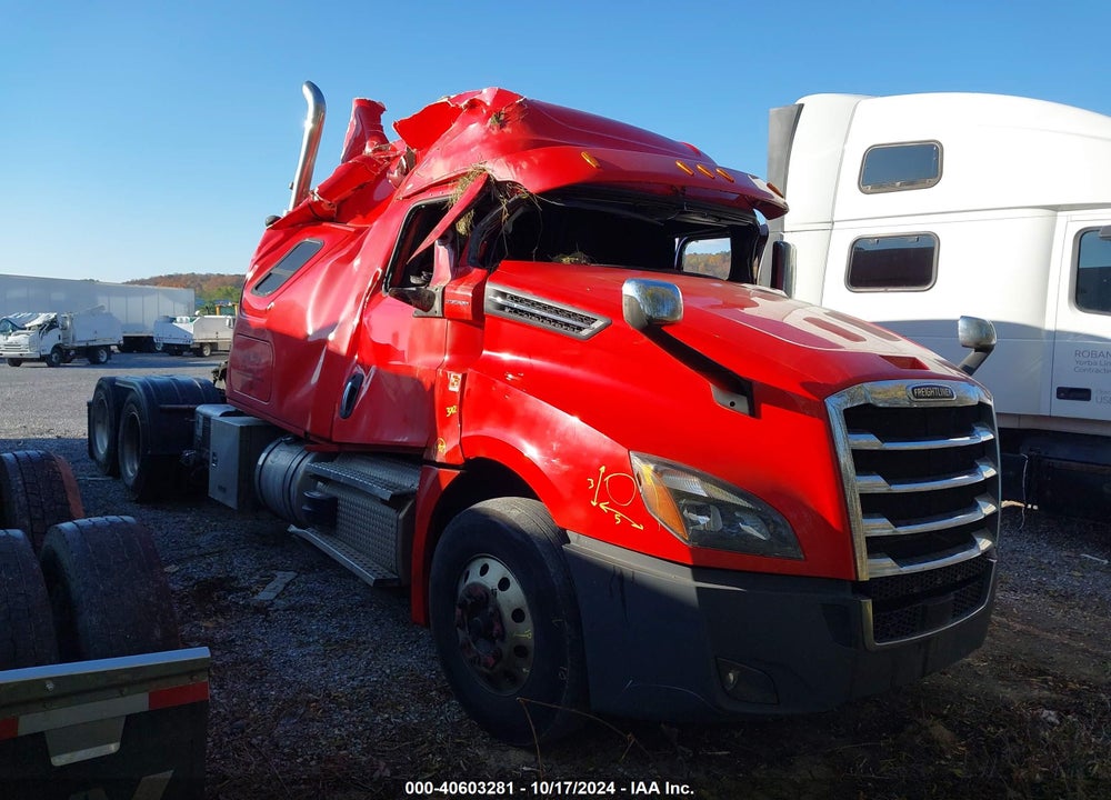 2021 FREIGHTLINER NEW CASCADIA 126 VIN: 1FUJHHDV2MLMD4107