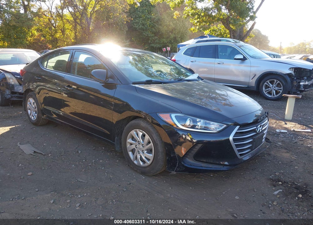 2018 HYUNDAI ELANTRA SE VIN: KMHD74LF1JU665936
