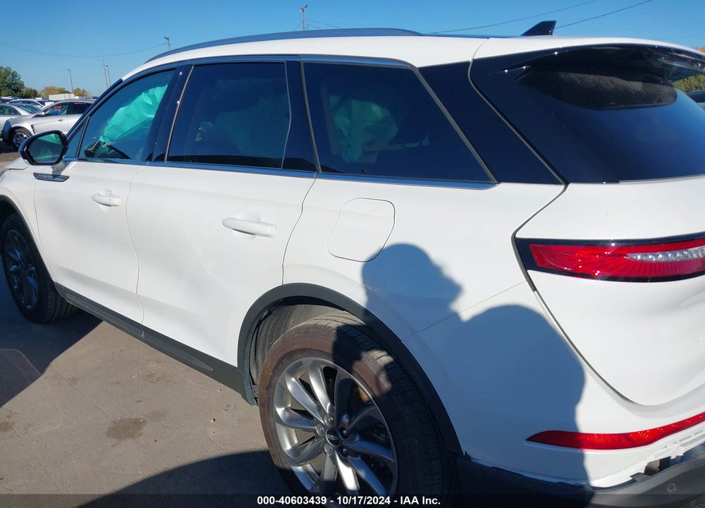 2022 LINCOLN CORSAIR STANDARD VIN: 5LMCJ1D91NUL29811