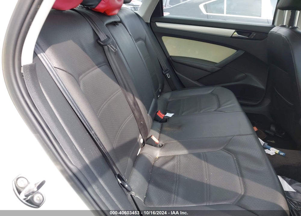 2013 VOLKSWAGEN PASSAT 2.5L SE VIN: 1VWBH7A39DC022115