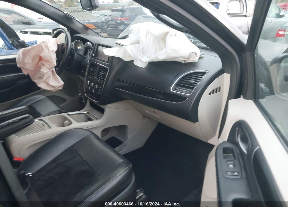 2018 DODGE GRAND CARAVAN SXT VIN: 2C4RDGCG4JR209018