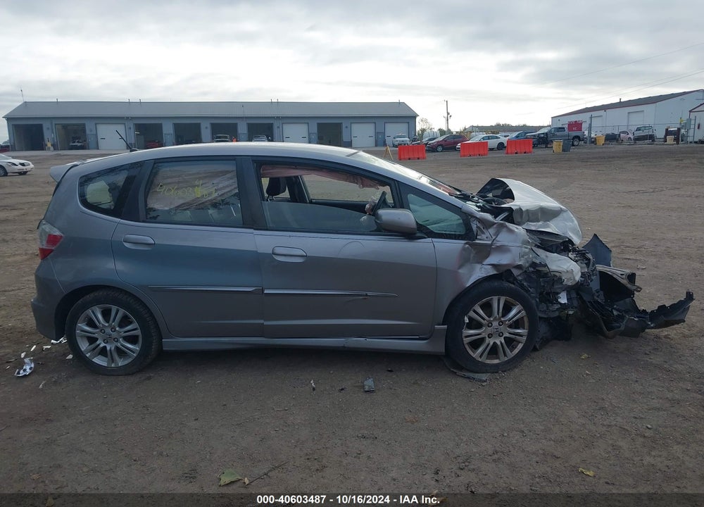 2009 HONDA FIT SPORT VIN: JHMGE87489C003844