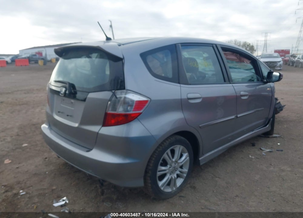 2009 HONDA FIT SPORT VIN: JHMGE87489C003844