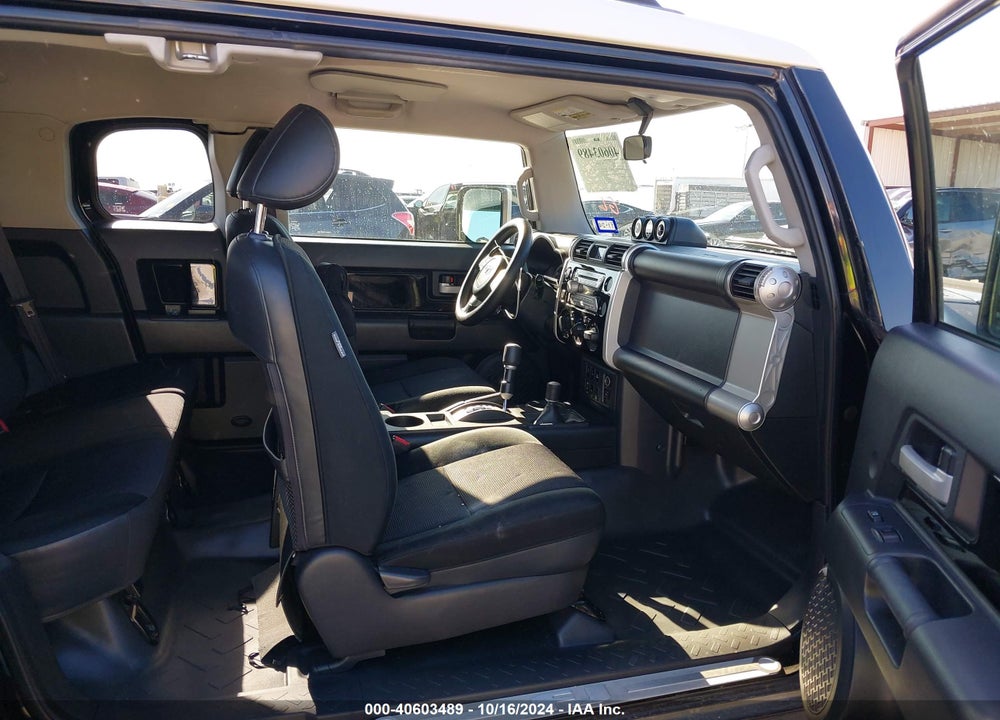 2008 TOYOTA FJ CRUISER VIN: JTEBU11F98K016702