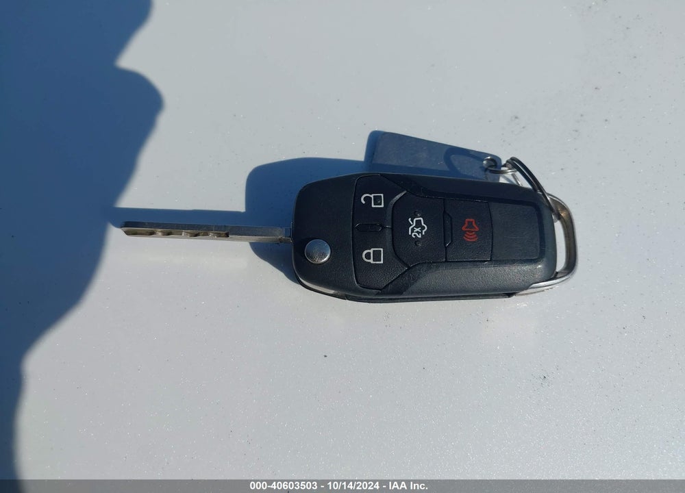 2014 FORD FUSION SE VIN: 3FA6P0HD8ER113074
