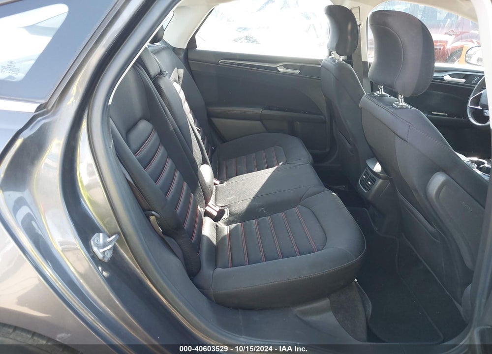2015 FORD FUSION SE VIN: 3FA6P0H73FR159374