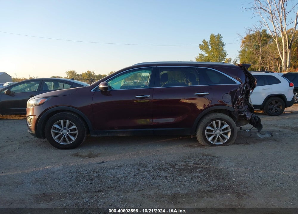 2017 KIA SORENTO 2.4L LX VIN: 5XYPG4A39HG266391