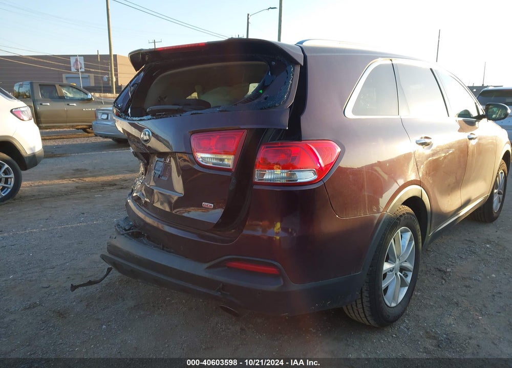 2017 KIA SORENTO 2.4L LX VIN: 5XYPG4A39HG266391