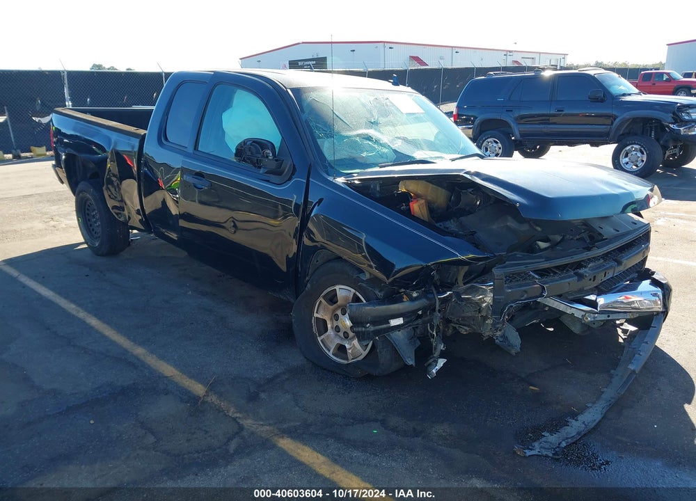 2011 CHEVROLET SILVERADO 1500 LT VIN: 1GCRCSE0XBZ123953