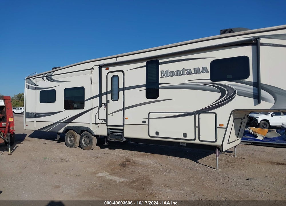 2014 KEYSTONE MONTANA 3625RE VIN: 4YDF36220E4701072