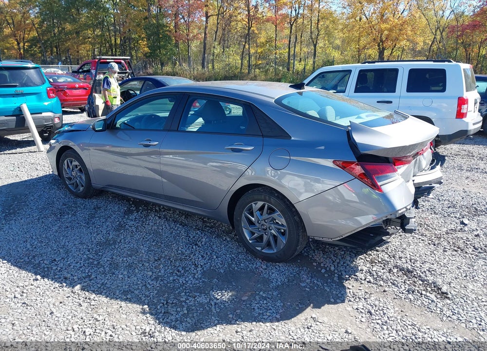 2024 HYUNDAI ELANTRA SEL VIN: KMHLM4DG4RU809793
