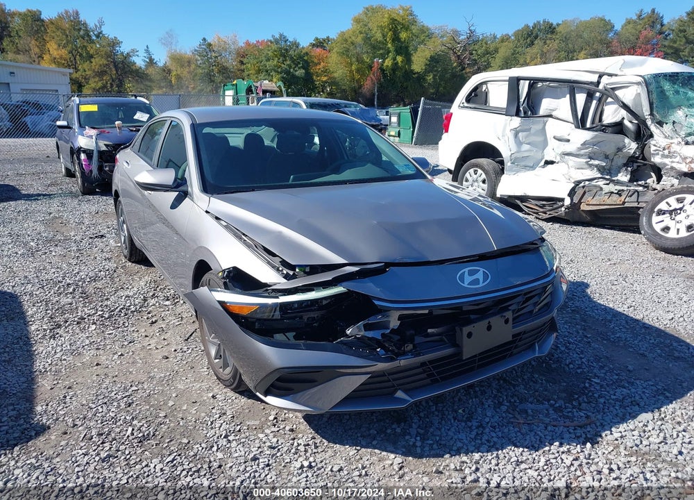 2024 HYUNDAI ELANTRA SEL VIN: KMHLM4DG4RU809793