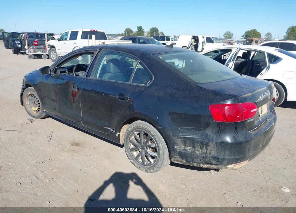 2012 VOLKSWAGEN JETTA VIN: 3VWDX7AJ1CM389176