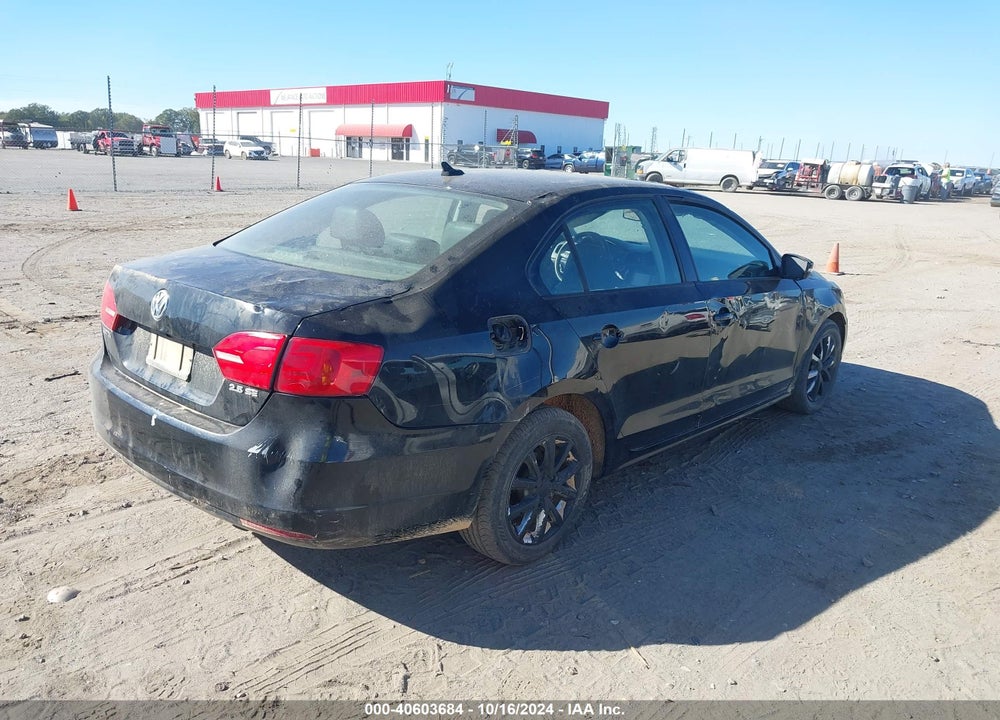 2012 VOLKSWAGEN JETTA VIN: 3VWDX7AJ1CM389176