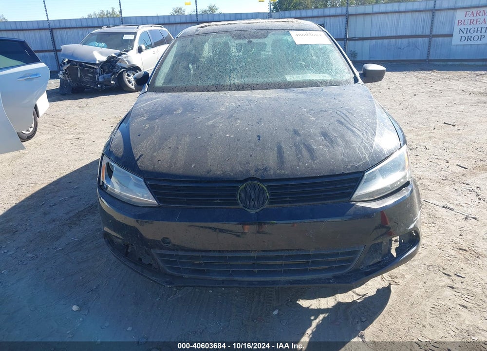 2012 VOLKSWAGEN JETTA VIN: 3VWDX7AJ1CM389176