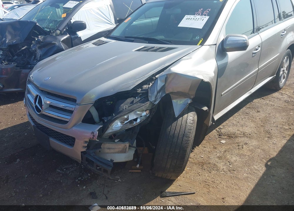 2009 MERCEDES-BENZ GL 450 4MATIC VIN: 4JGBF71E09A460918