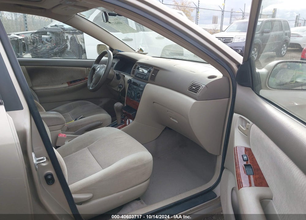 2007 TOYOTA COROLLA LE VIN: 1NXBR32E77Z870142