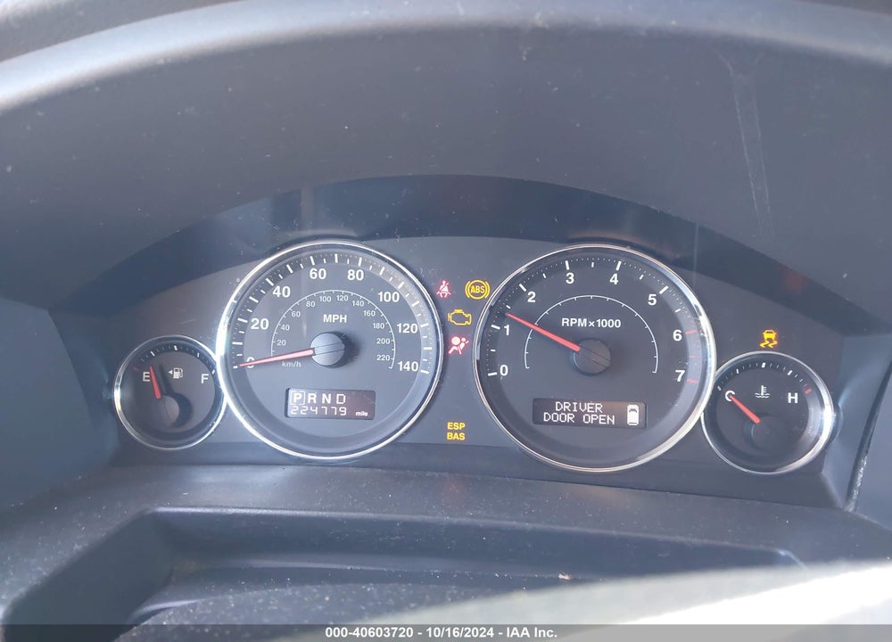 2008 JEEP COMMANDER SPORT VIN: 1J8HH48K78C209277