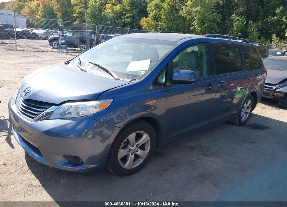 2014 TOYOTA SIENNA LE V6 8 PASSENGER VIN: 5TDKK3DC8ES452971