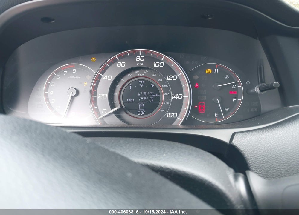 2015 HONDA ACCORD SPORT VIN: 1HGCR2F52FA224702