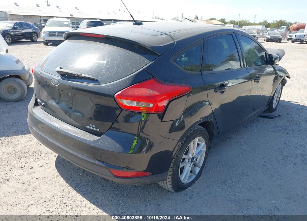 2015 FORD FOCUS SE VIN: 1FADP3K22FL302156