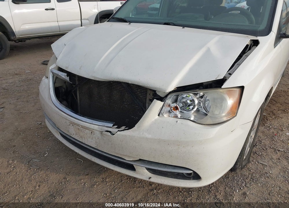 2013 CHRYSLER TOWN & COUNTRY TOURING VIN: 2C4RC1BG2DR689145