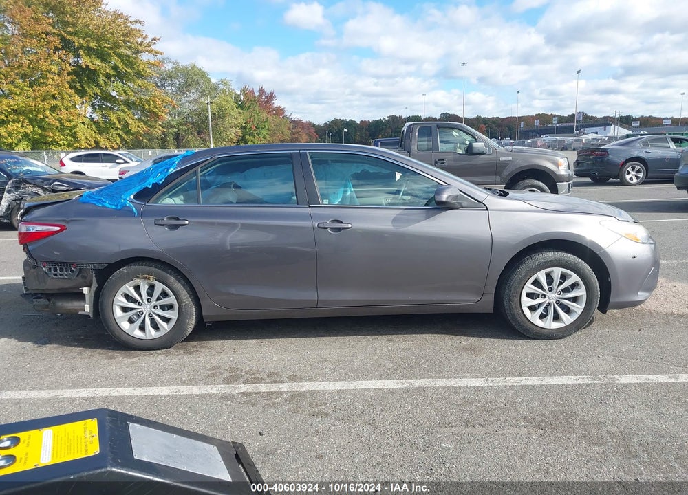 2015 TOYOTA CAMRY LE VIN: 4T1BF1FK4FU988693