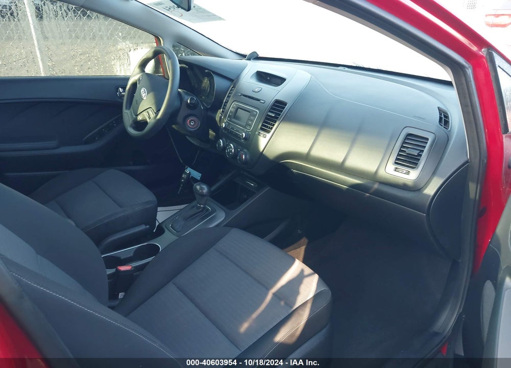 2015 KIA FORTE LX VIN: KNAFX4A61F5435182