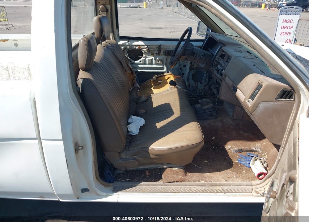 1988 NISSAN D21 SHORT BED VIN: 1N6ND11S1JC392015