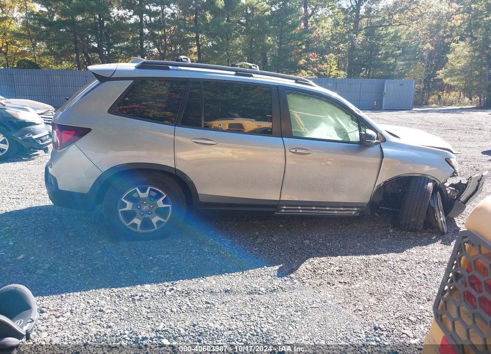 2022 HONDA PASSPORT AWD TRAILSPORT VIN: 5FNYF8H65NB008791