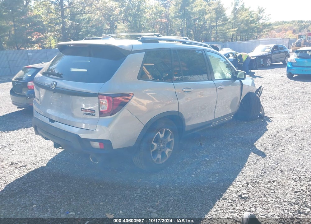 2022 HONDA PASSPORT AWD TRAILSPORT VIN: 5FNYF8H65NB008791