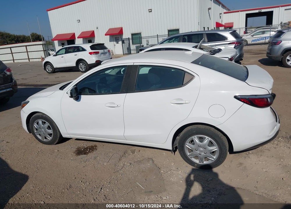 2019 TOYOTA YARIS L VIN: 3MYDLBYV1KY500294