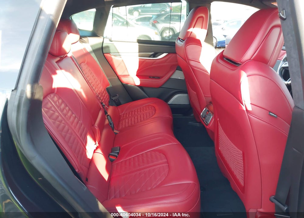 2023 MASERATI LEVANTE TROFEO VIN: ZN661ZUT2PX407365