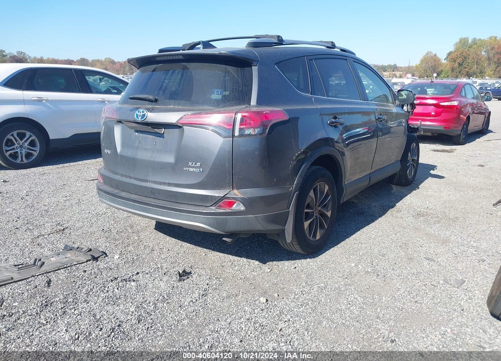 2017 TOYOTA RAV4 HYBRID XLE VIN: JTMRJREV1HD136400