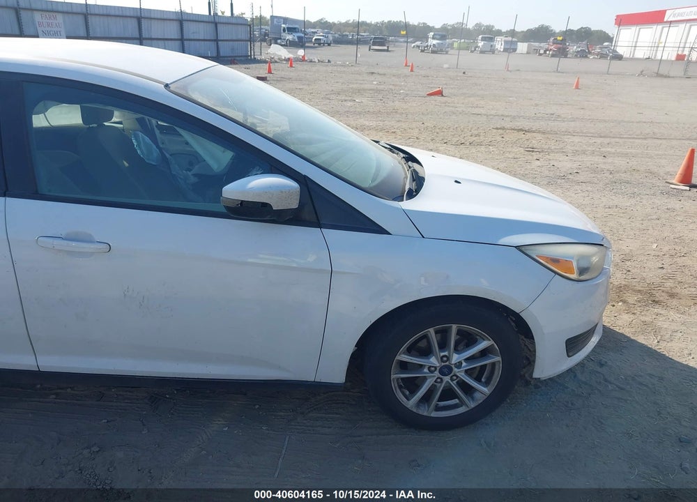 2017 FORD FOCUS SE VIN: 1FADP3K29HL202137