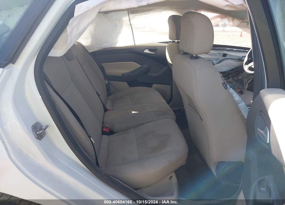 2017 FORD FOCUS SE VIN: 1FADP3K29HL202137